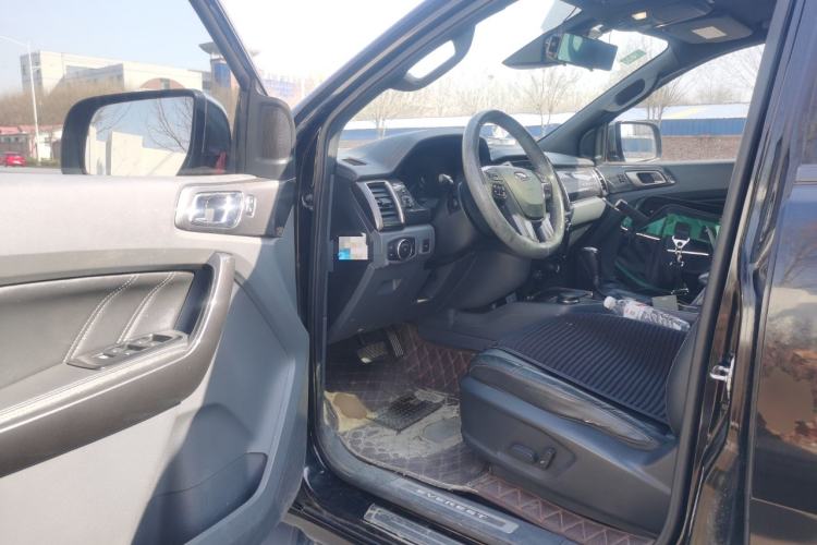 Used Ford Everest 2017 2.0T Gasoline Automatic 4x4 Flagship Edition 7 Seats Driver Seat