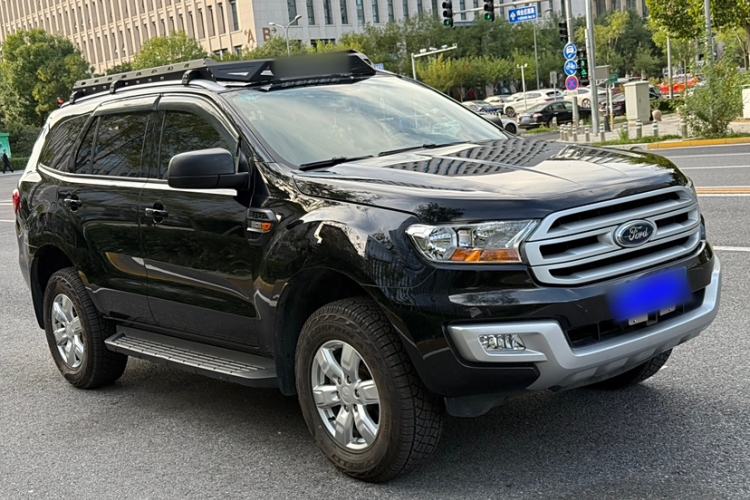Used Ford Everest 2017 2.0T Gasoline Automatic 4x4 Elite Edition 5 Seats Exterior 2