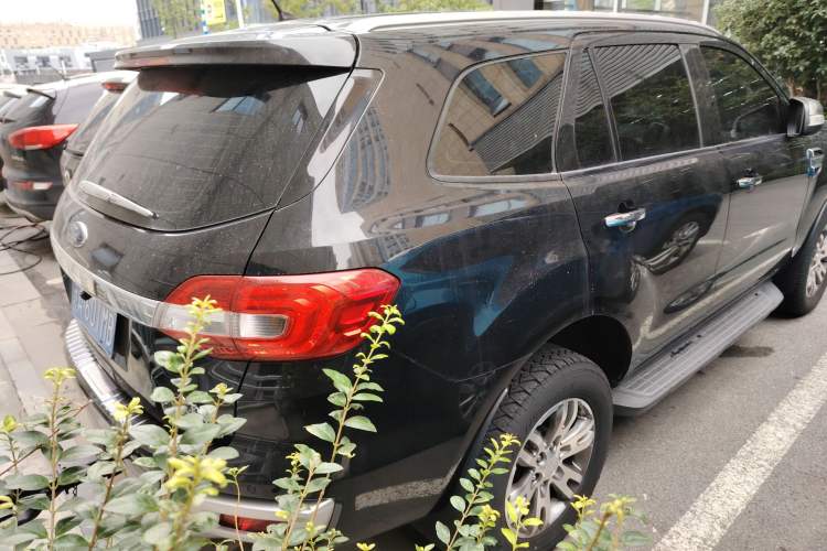 Used Ford Everest 2017 2.0T Gasoline Automatic 4x4 Luxury Edition 5 Seats Exterior 5