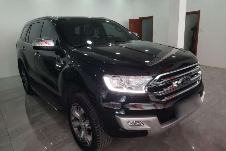 Used Ford Everest 2017 2.0T Gasoline Automatic 4x4 Flagship Edition 7 Seats Front Right 45 Deg