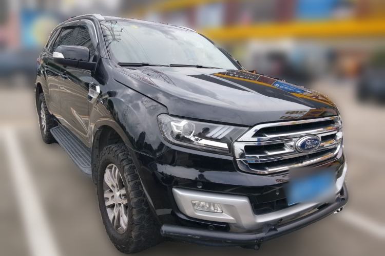 Used Ford Everest 2017 2.0T Gasoline Automatic 4x4 Luxury Edition 7 Seats Front Right 45 Deg