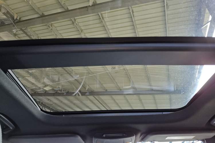 Used Ford Everest 2017 2.0T Gasoline Automatic 4x4 Luxury Edition 5 Seats Headliner