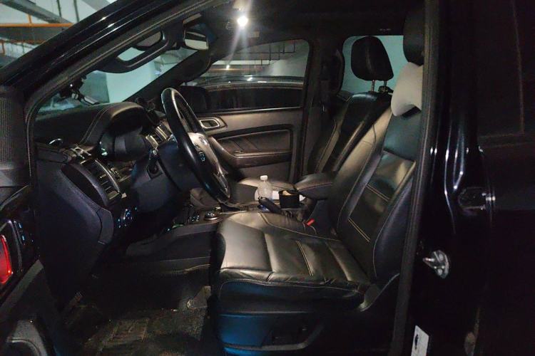 Used Ford Everest 2017 2.0T Gasoline Automatic 4x4 Flagship Edition 7 Seats Left Front Seat