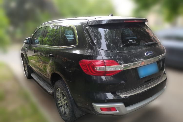 Used Ford Everest 2017 2.2T Diesel Manual 4x4 Luxury Edition 7 Seats Rear Left 45 Deg