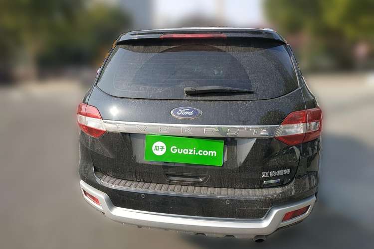 Used Ford Everest 2017 2.0T Gasoline Automatic 4x4 Luxury Edition 7 Seats Rear