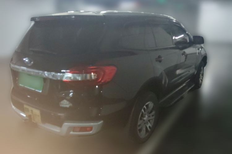 Used Ford Everest 2017 2.0T Gasoline Automatic 4x4 Luxury Edition 7 Seats Rear Right 45 Deg
