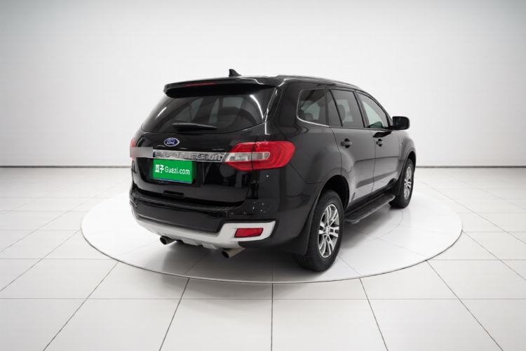 Used Ford Everest 2017 2.0T Gasoline Automatic 4x4 Luxury Edition 7 Seats Rear Right 45 Deg