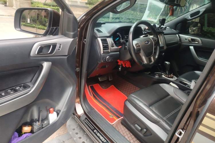 Used Ford Everest 2017 2.0T Gasoline Automatic 4x4 Luxury Edition 5 Seats Driver Seat