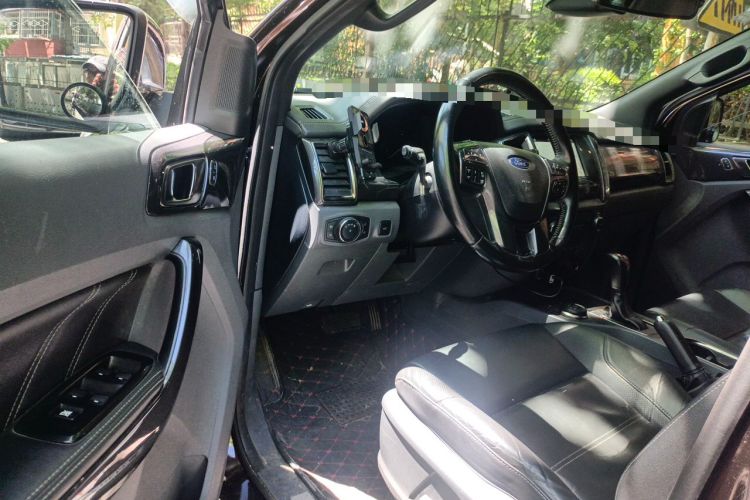 Used Ford Everest 2017 2.0T Gasoline Automatic 4x4 Flagship Edition 7 Seats Driver Seat