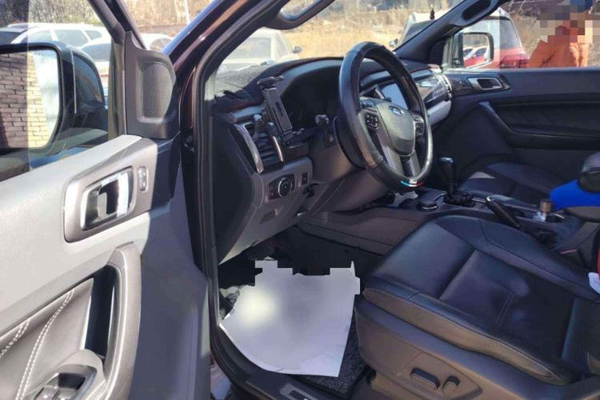 Used Ford Everest 2017 2.0T Gasoline Automatic 4x4 Flagship Edition 7 Seats Driver Seat