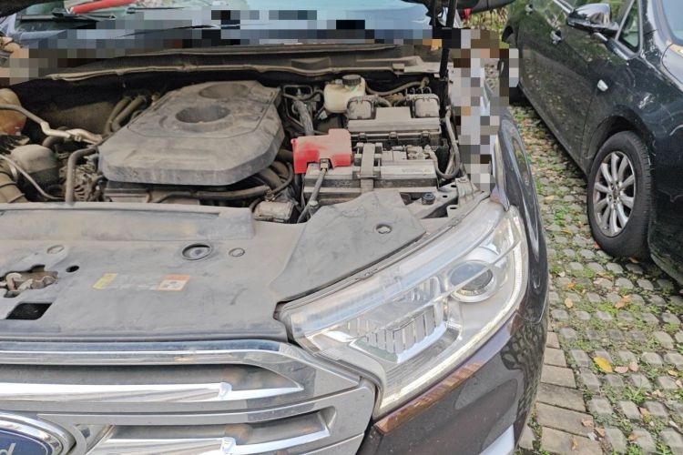 Used Ford Everest 2017 2.0T Gasoline Automatic 4x4 Flagship Edition 7 Seats Engine Bay Left
