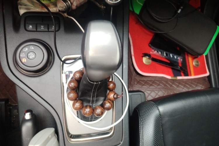 Used Ford Everest 2017 2.0T Gasoline Automatic 4x4 Luxury Edition 5 Seats Gear Lever