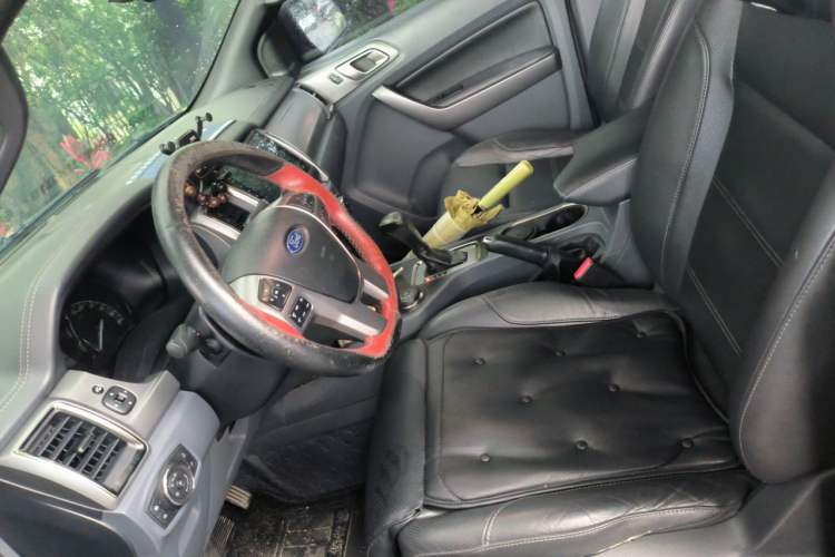 Used Ford Everest 2017 2.0T Gasoline Automatic 4x4 Luxury Edition 7 Seats Left Front Seat