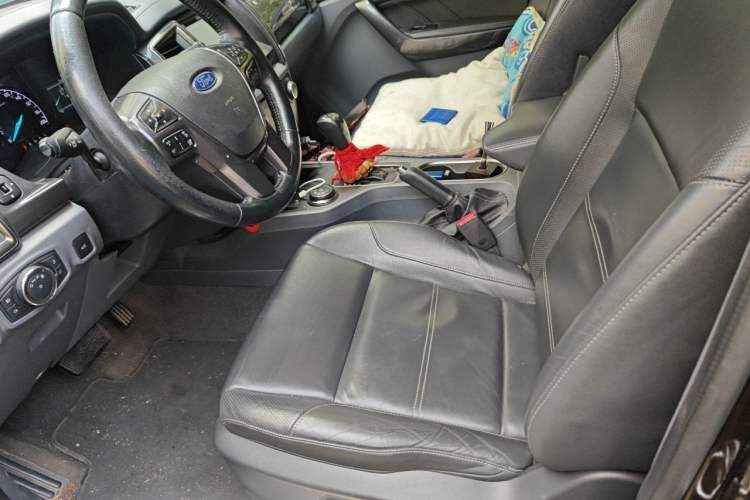 Used Ford Everest 2017 2.0T Gasoline Automatic 4x4 Flagship Edition 7 Seats Left Front Seat