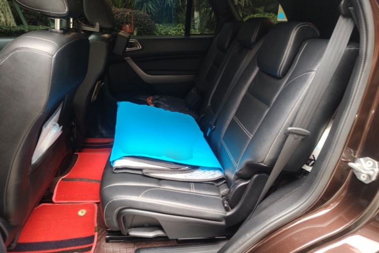 Used Ford Everest 2017 2.0T Gasoline Automatic 4x4 Luxury Edition 5 Seats Left Rear Seat