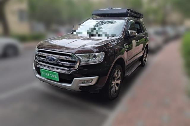 Ojetý Ford Everest 2017 2.0T Gasoline Automatic 4x4 Flagship Edition 7 Seats
