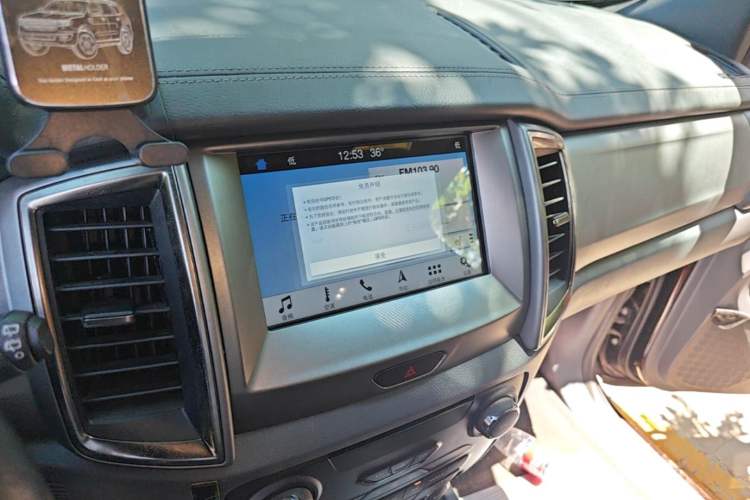 Used Ford Everest 2017 2.0T Gasoline Automatic 4x4 Luxury Edition 5 Seats Audio And AC Panel