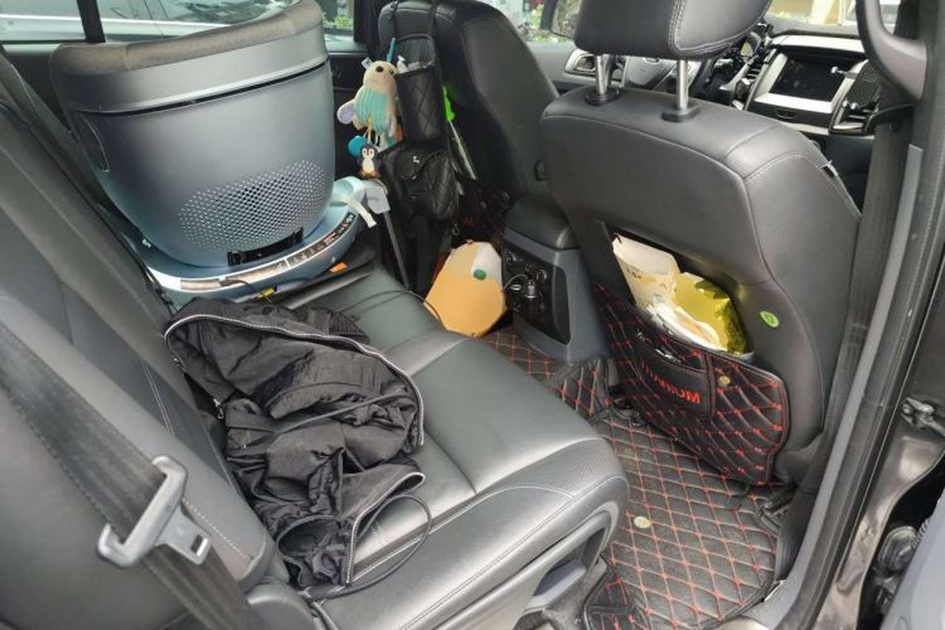 Used Ford Everest 2017 2.0T Gasoline Automatic 4x4 Luxury Edition 5 Seats Left Rear Seat