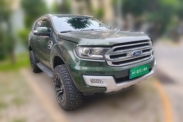 Used Ford Everest 2017 2.0T Gasoline Automatic 4x4 Luxury Edition 5 Seats Front Right 45 Deg