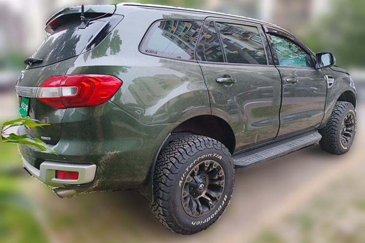 Used Ford Everest 2017 2.0T Gasoline Automatic 4x4 Luxury Edition 5 Seats Rear Right 45 Deg