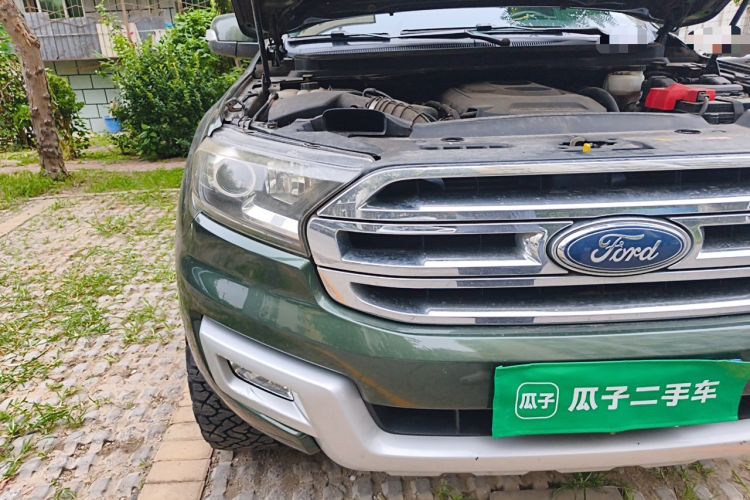 Used Ford Everest 2017 2.0T Gasoline Automatic 4x4 Luxury Edition 5 Seats Right Front Headlight