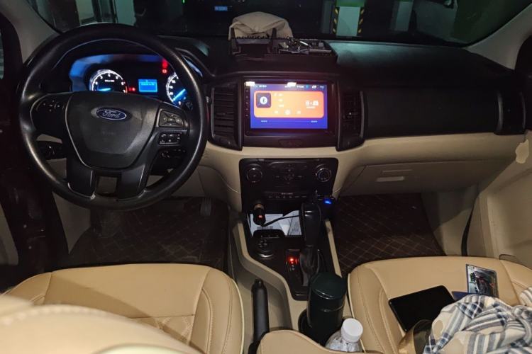 Used Ford Everest 2017 2.0T Gasoline Automatic 4x4 Elite Edition 5 Seats Center Console