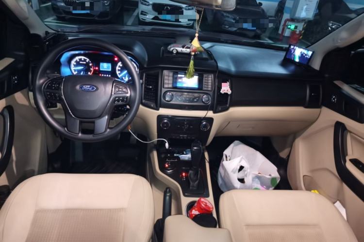Used Ford Everest 2017 2.0T Gasoline Automatic 4x4 Elite Edition 5 Seats Center Console