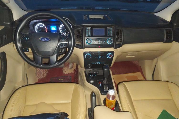 Used Ford Everest 2017 2.0T Gasoline Automatic 4x4 Luxury Edition 5 Seats Center Console