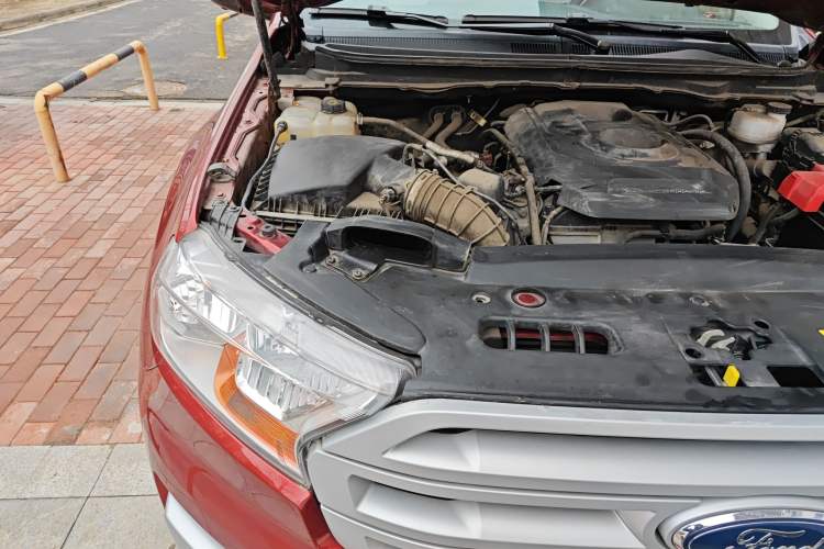 Used Ford Everest 2017 2.0T Gasoline Automatic 4x4 Elite Edition 5 Seats Engine Bay Right