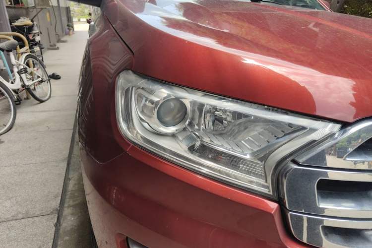 Used Ford Everest 2017 2.0T Gasoline Automatic 4x4 Luxury Edition 5 Seats Exterior 6