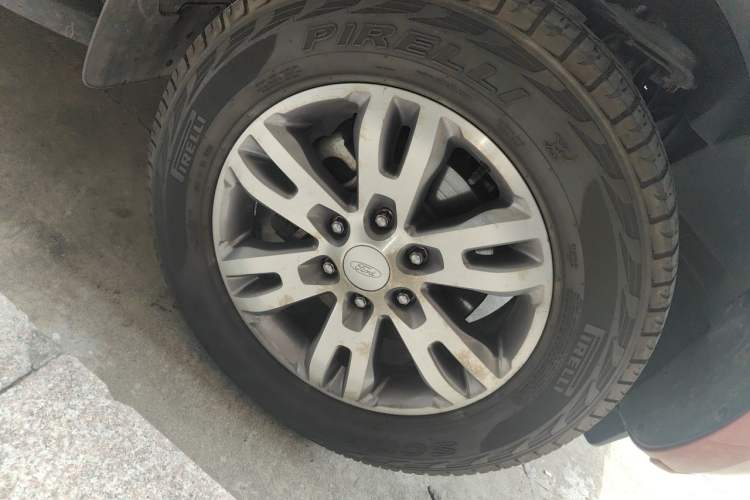 Used Ford Everest 2017 2.0T Gasoline Automatic 4x4 Luxury Edition 5 Seats Exterior 7