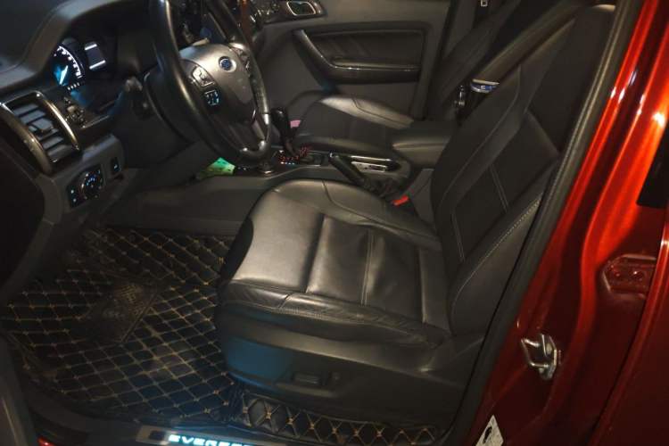 Used Ford Everest 2017 2.0T Gasoline Automatic 4x4 Flagship Edition 7 Seats Left Front Seat