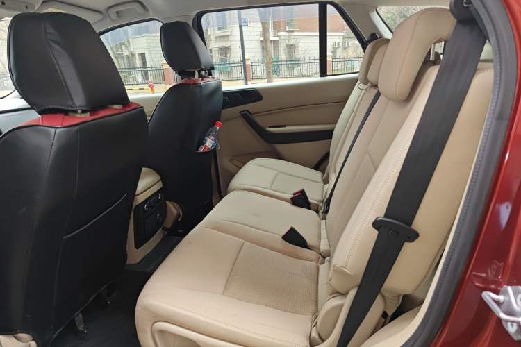 Used Ford Everest 2017 2.0T Gasoline Automatic 4x4 Elite Edition 5 Seats Left Rear Seat