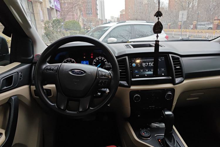 Used Ford Everest 2017 2.0T Gasoline Automatic 4x4 Elite Edition 5 Seats Steering Wheel
