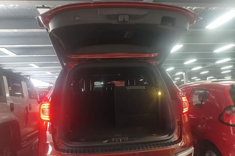 Used Ford Everest 2017 2.0T Gasoline Automatic 4x4 Flagship Edition 7 Seats Trunk