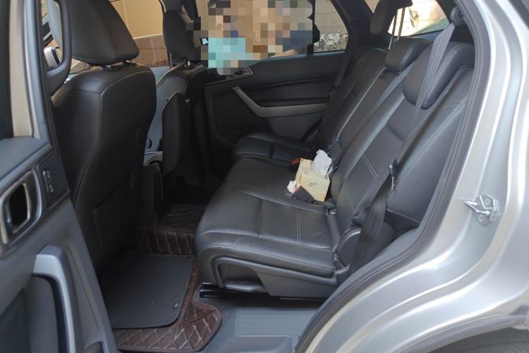 Used Ford Everest 2017 2.0T Gasoline Automatic 4x4 Luxury Edition 5 Seats Left Rear Seat