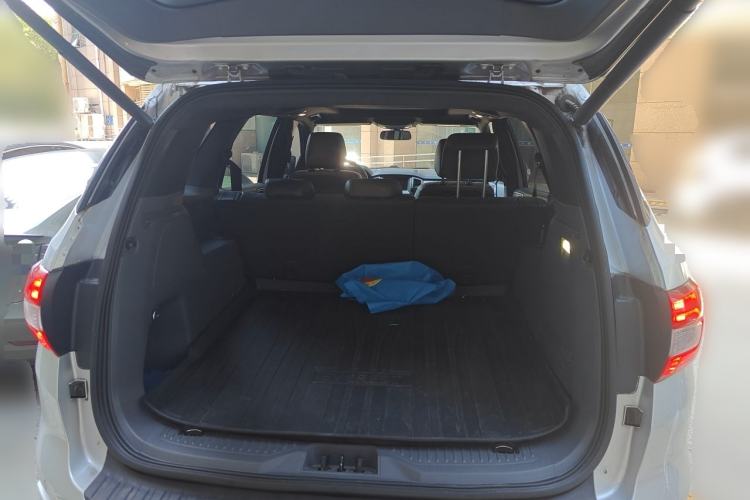 Used Ford Everest 2017 2.0T Gasoline Automatic 4x4 Luxury Edition 5 Seats Trunk