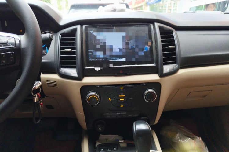Used Ford Everest 2017 2.0T Gasoline Automatic 4x4 Elite Edition 5 Seats Audio And AC Panel