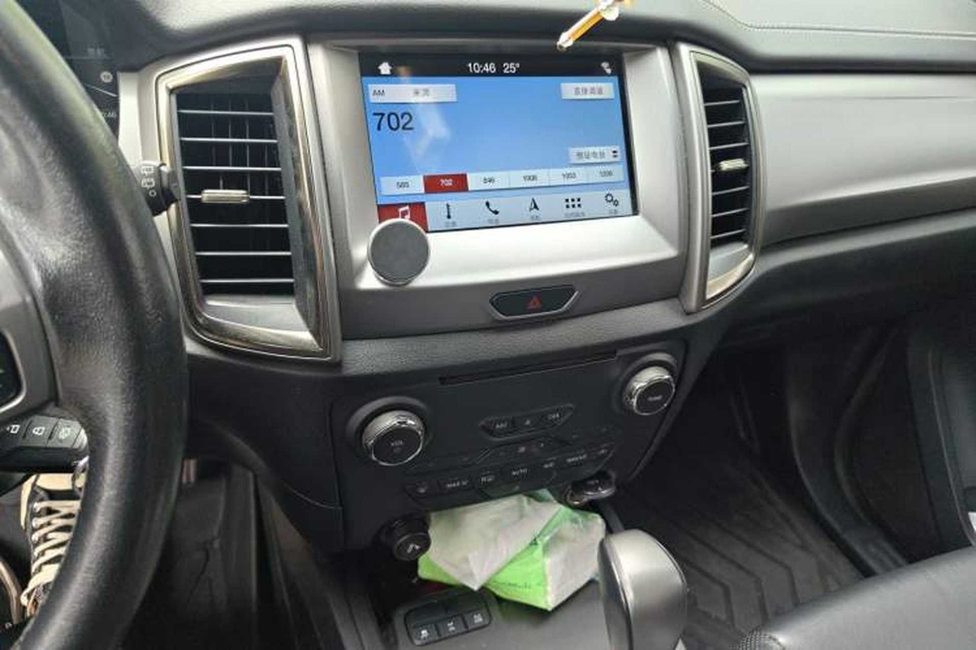Used Ford Everest 2017 2.0T Gasoline Automatic 4x4 Luxury Edition 5 Seats Audio And AC Panel
