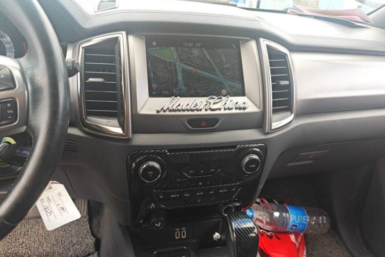 Used Ford Everest 2017 2.0T Gasoline Automatic 4x4 Luxury Edition 5 Seats Audio And AC Panel