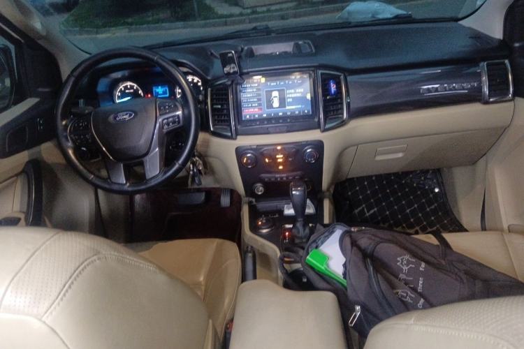 Used Ford Everest 2017 2.0T Gasoline Automatic 4x4 Elite Edition 5 Seats Center Console