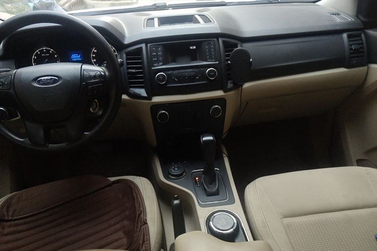 Used Ford Everest 2017 2.0T Gasoline Automatic 4x4 Elite Edition 5 Seats Center Console