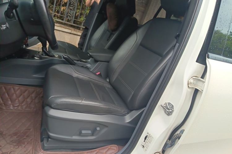 Used Ford Everest 2017 2.0T Gasoline Automatic 4x4 Luxury Edition 7 Seats Driver Seat