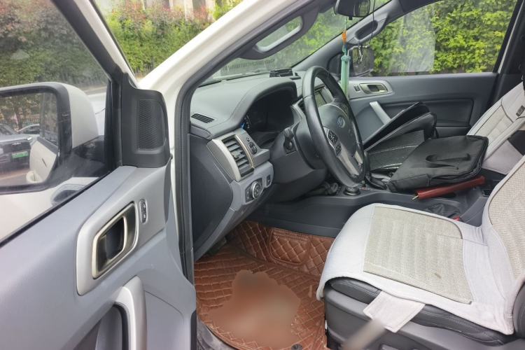 Used Ford Everest 2017 2.0T Gasoline Automatic 4x4 Luxury Edition 5 Seats Driver Seat