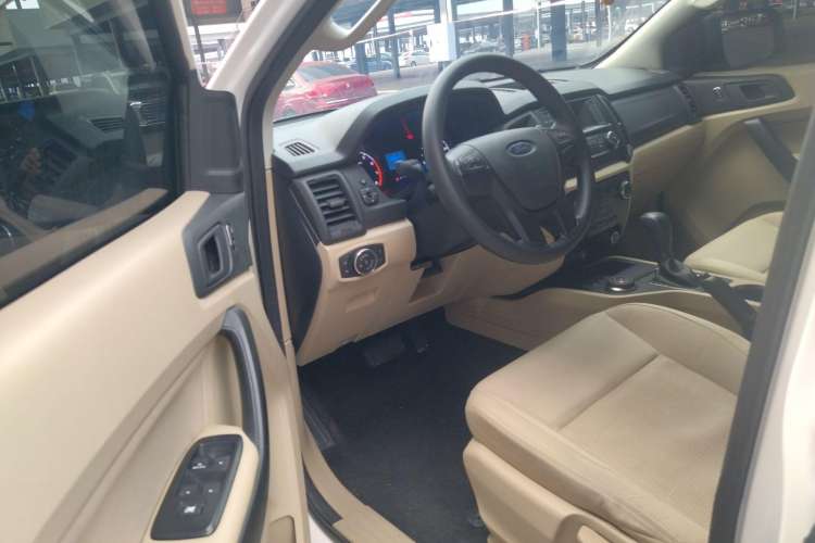 Used Ford Everest 2017 2.0T Gasoline Automatic 4x4 Elite Edition 5 Seats Driver Seat