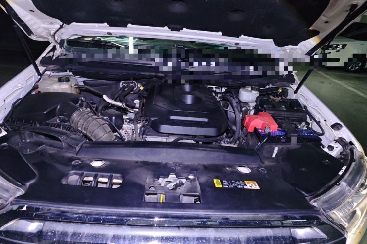 Used Ford Everest 2017 2.0T Gasoline Automatic 4x4 Flagship Edition 7 Seats Engine Bay