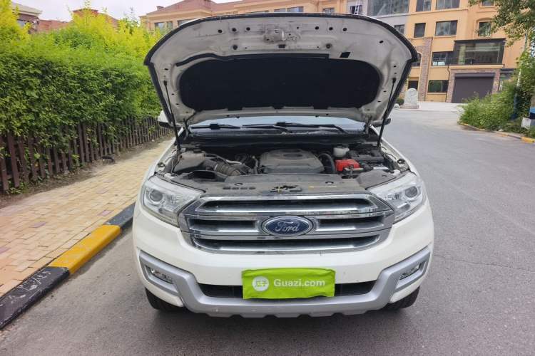 Used Ford Everest 2017 2.0T Gasoline Automatic 4x4 Luxury Edition 5 Seats Engine Bay
