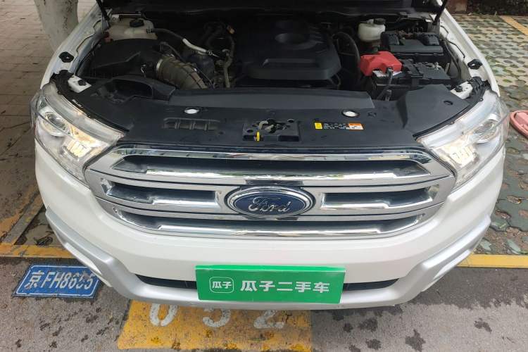 Used Ford Everest 2017 2.0T Gasoline Automatic 4x4 Flagship Edition 7 Seats Engine Bay