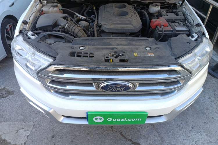 Used Ford Everest 2017 2.0T Gasoline Automatic 4x4 Luxury Edition 5 Seats Engine Bay