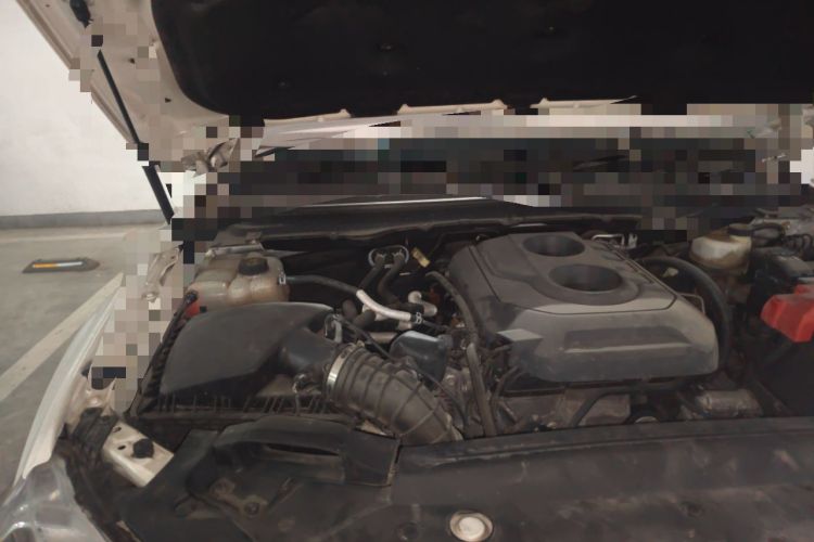 Used Ford Everest 2017 2.0T Gasoline Automatic 4x4 Elite Edition 5 Seats Engine Bay Right